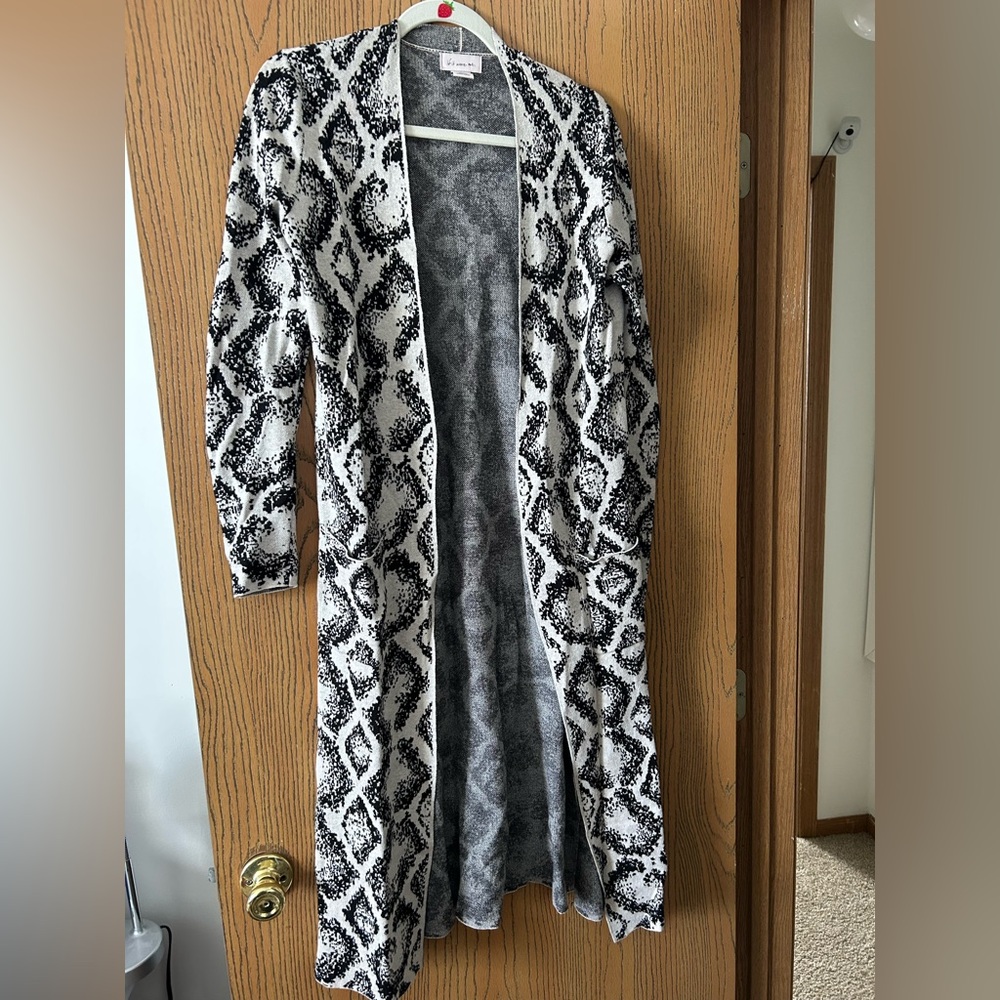 if it were me Monochrome Knit Cardigan